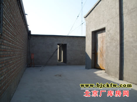 东五环新建厂库房出租 2