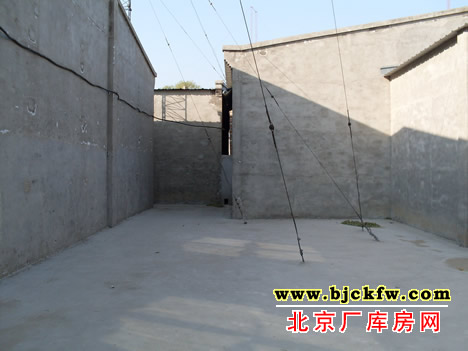 东五环新建厂库房出租 3