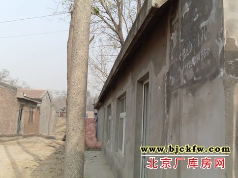 大兴京良路南厂库房出租 1