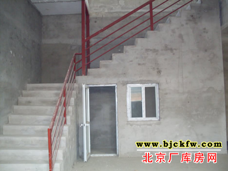 通州马驹桥厂库房出租 3