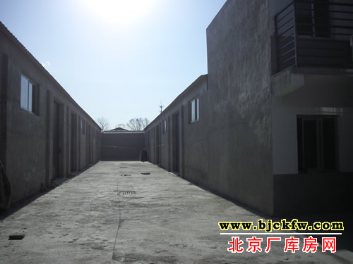 望京来广营厂库房出租 1