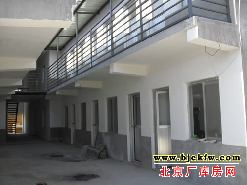 望京来广营厂库房出租 6