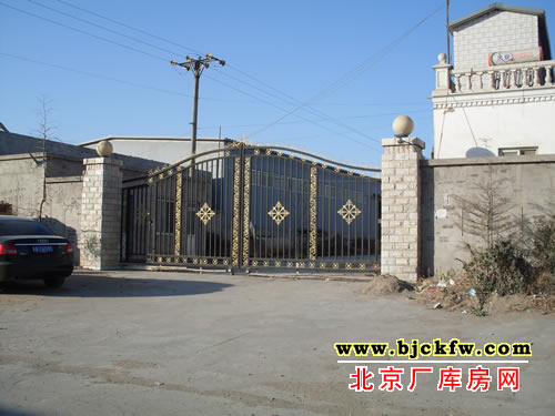 西南五环内神龙丰物流旁厂库房出租 6