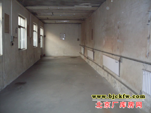 天通苑北七家镇政府东厂库房出租 4