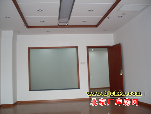 丰台科技园厂房出租 3