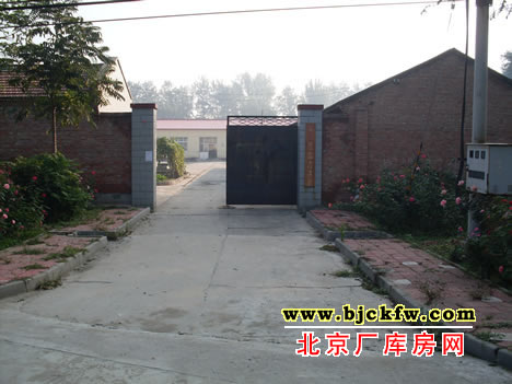 通州区甘堂东刘庄厂库房出租 1