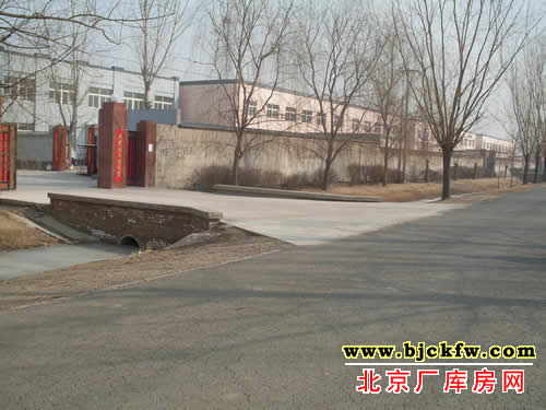 魏善庄1000平米厂库房出租 1