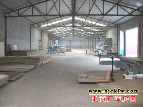 通州区张家湾镇里二泗独院厂房出租 6