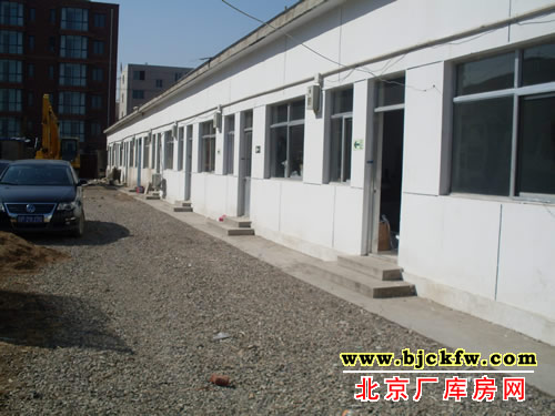 昌平沙河镇松兰堡办公楼及厂库房出租 4