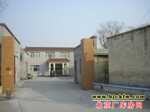 小汤山附近厂库房出租 1
