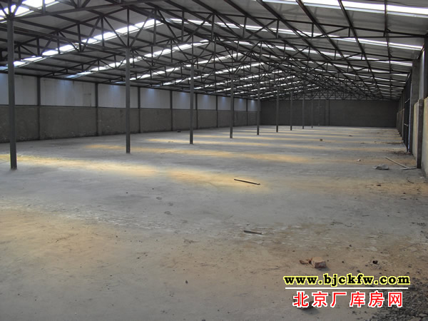 通顺路旁厂库房出租 4
