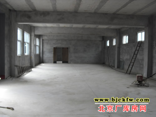 通顺路边厂库房出租 5