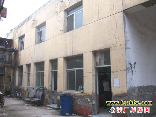 东五环外京沈高速边厂库房出租 3