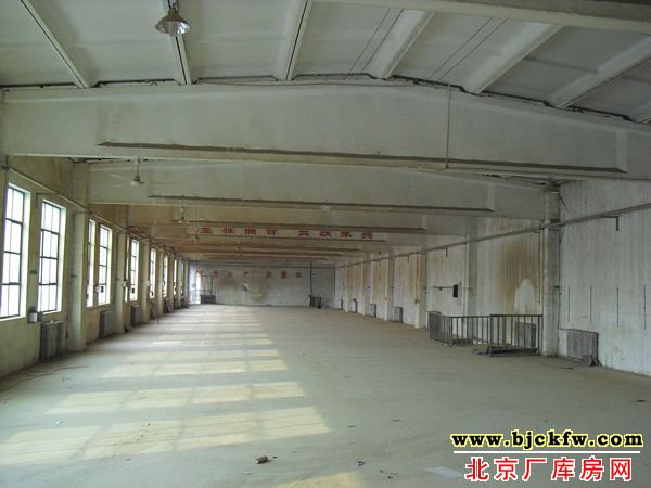 通州马驹桥厂库房出租 3