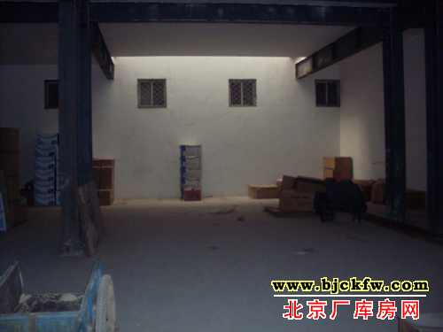 东五环大鲁店独院厂库房出租 2