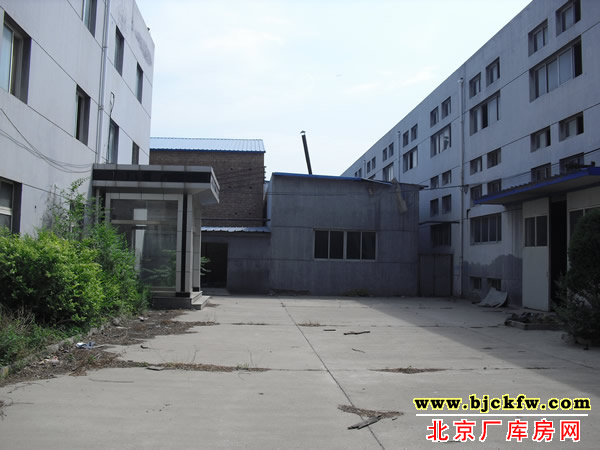 东五环厂库房出租 2