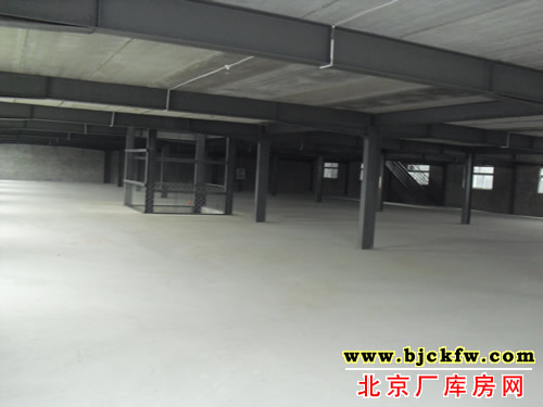通州马驹桥6号桥厂库房出租 3