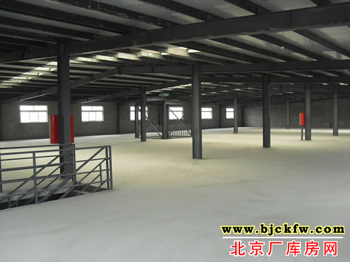 通州马驹桥6号桥厂库房出租 4
