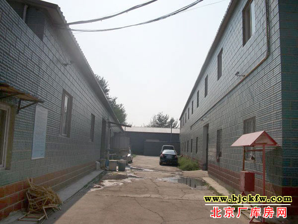 房山阎村独院厂房出租 4