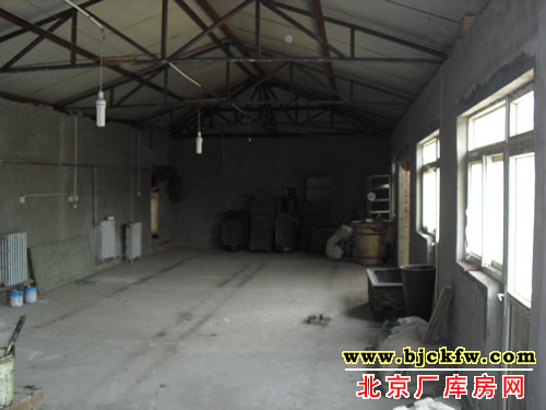 通州宋庄疃里工业大院厂库房出租 5