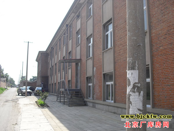 京东燕郊厂库房出租 4