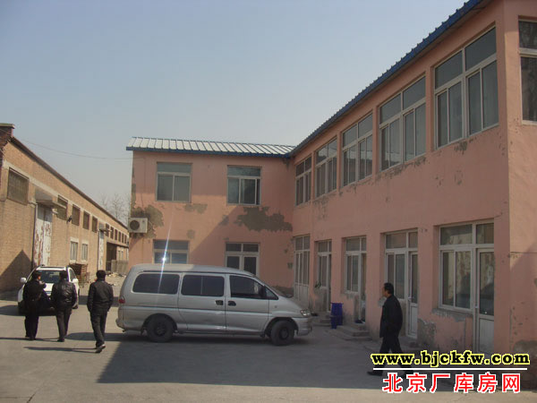 朝阳黑庄户厂库房出租 4