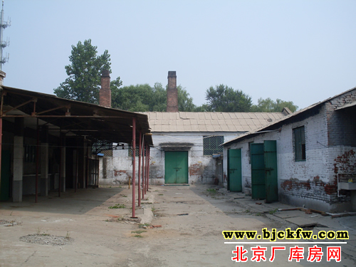 梨园城铁南独院优惠出租 1