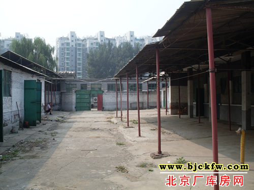 梨园城铁南独院优惠出租 4