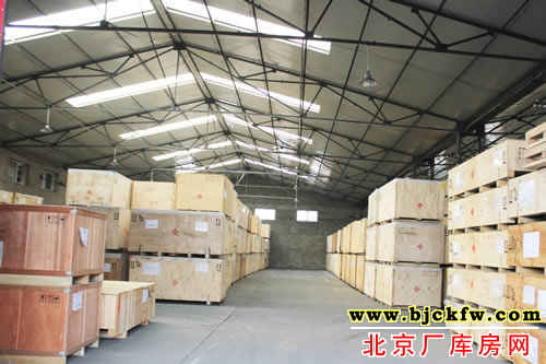 马驹桥1万平米标准厂库房出租