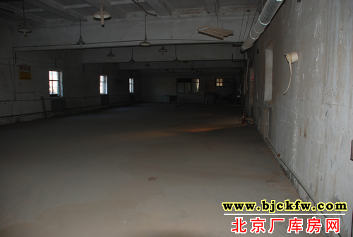 朝阳皮村环岛独院出租 1