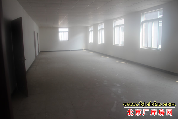 房山窦店厂房库房出租 3