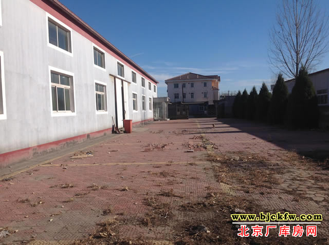 通顺路后桥独院厂库房出租 4