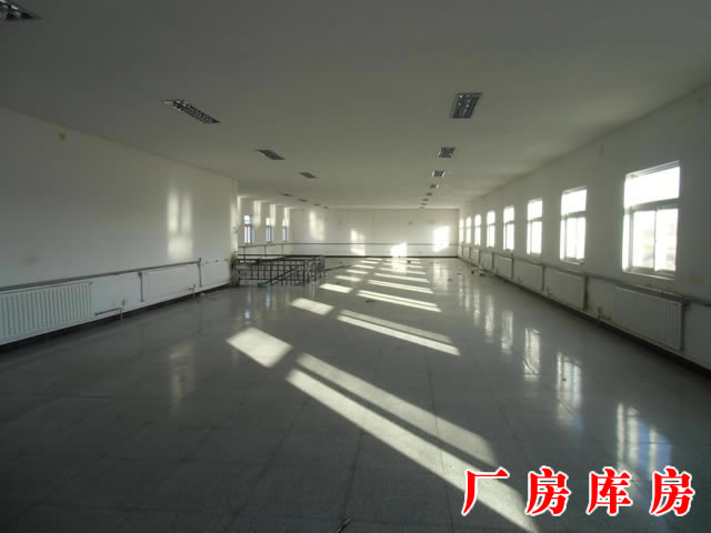 昌平北七家办公库房农家院出租 4