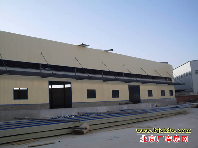 通州张家湾新建高台库出租 1