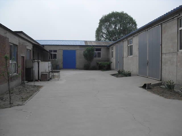 西南五环外厂库房出租 2