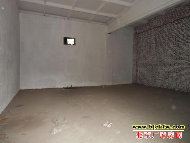 大兴黄亦路独院厂库房出租
