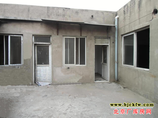 大兴黄亦路独院厂库房出租 5