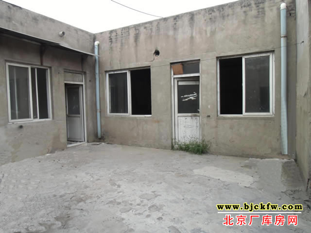 大兴黄亦路独院厂库房出租 6