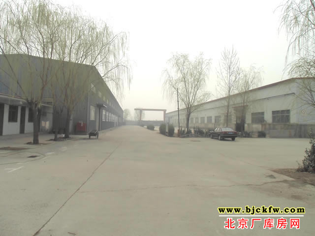 大兴黄亦路边工业区厂库房出租 1