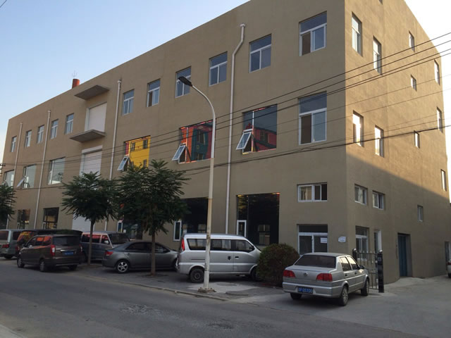 马驹桥临街厂库房整体招租(已拆) 3