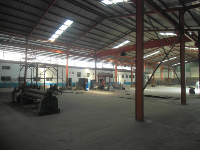 房山琉璃河工业区厂库房出租 1