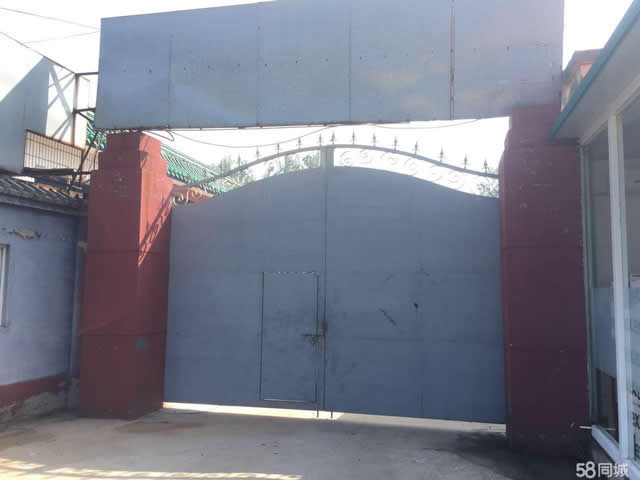 李桥通顺路旁独门独院库房出租 1