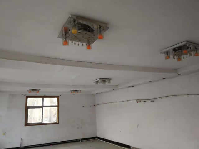 ����������·�Զ�Ժ���ⷿ����